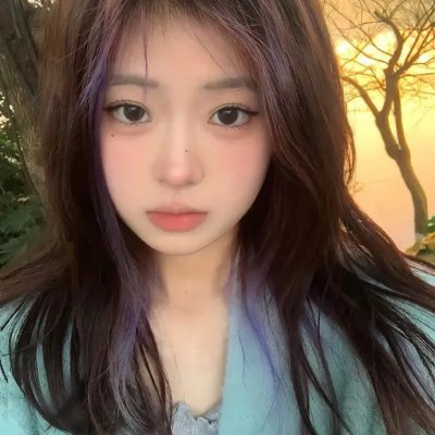采蘑菇的夫妻
